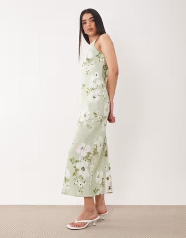 ヴィラ レディース トップス ワンピース フラワー柄 プリント ミディ サテン フラワー VILA racer neck satin midi dress in pale green floral print BOK CHOI PRINT グリーン