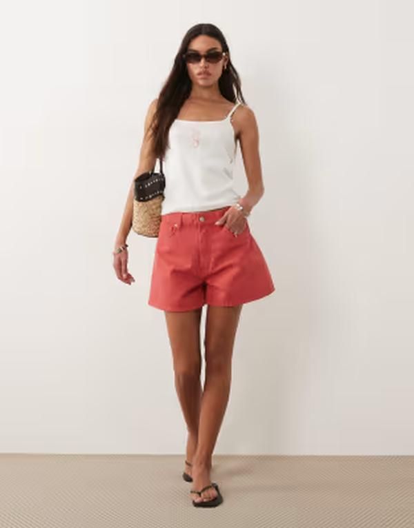 エイソス レディース ボトムス ハーフパンツ・ショーツ A ライン ショートパンツ デニム ASOS DESIGN denim longer a line shorts RED レッド