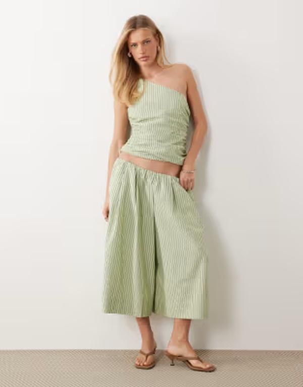 エイソス レディース ボトムス カジュアルパンツ ASOS DESIGN seersucker pull on culottestripe Green Stripe グリーン