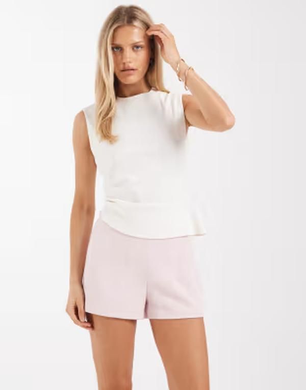 エイソス レディース ボトムス ハーフパンツ・ショーツ ハイウエスト ショートパンツ ASOS DESIGN tailored high waist corset seam detailing shorts pink ピンク