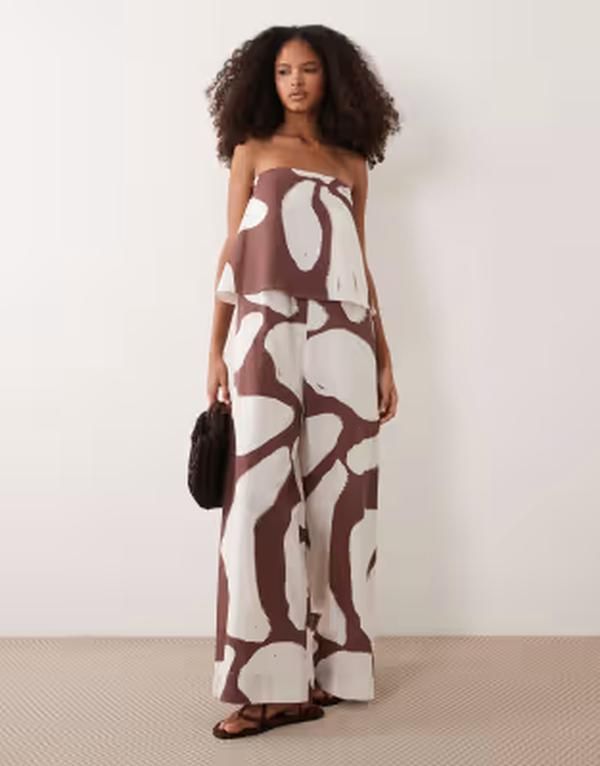 エイソス レディース トップス ジャンプスーツ プリント ストラップレス ASOS DESIGN strapless double layer jumpsuit print Brown print ブラウン