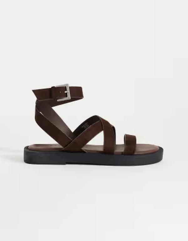トップショップ レディース シューズ サンダル Topshop Sasha strappy flat sandals in chocolate チョコレート