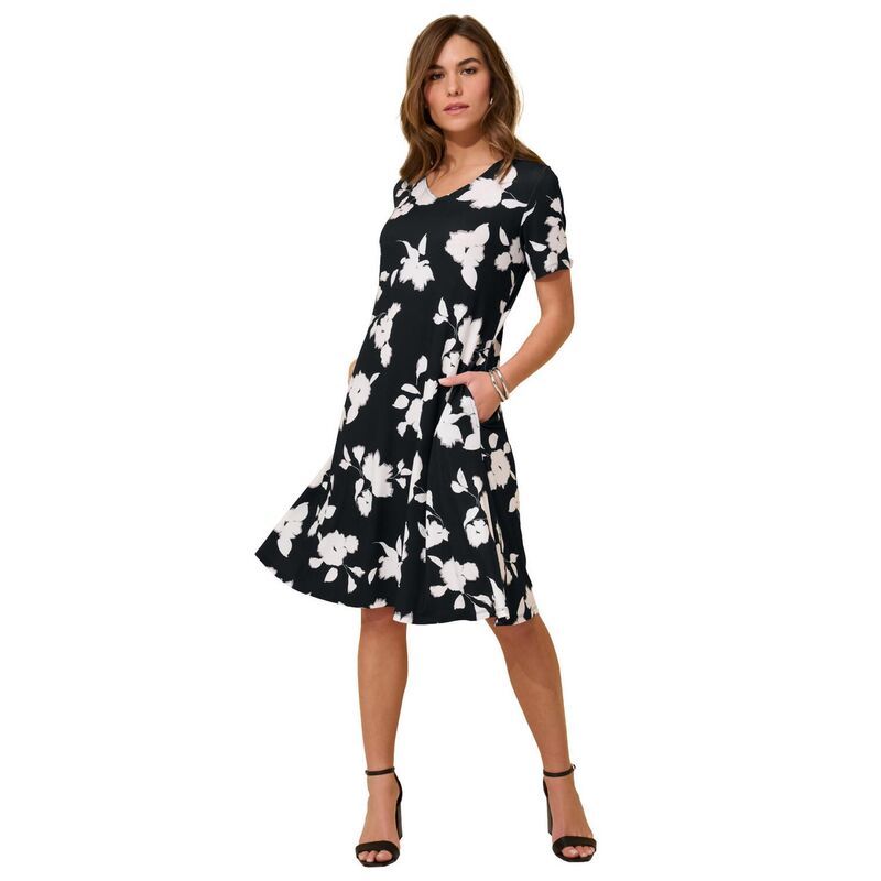 ロアマンズ レディース トップス ワンピース プラスサイズ シャツ ニット Roamans Womens Plusize Stretch Knit Swing Pocket Shirtdress Black Roses Floral ブラック