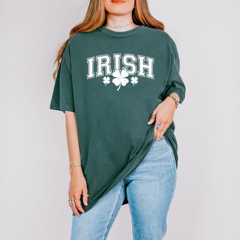 Simply Sage Market レディース トップス Tシャツ グラフィック Simply Sage Market Irish Varsity Outline Arched Womens Garment Dyed Graphic TShirt Blue