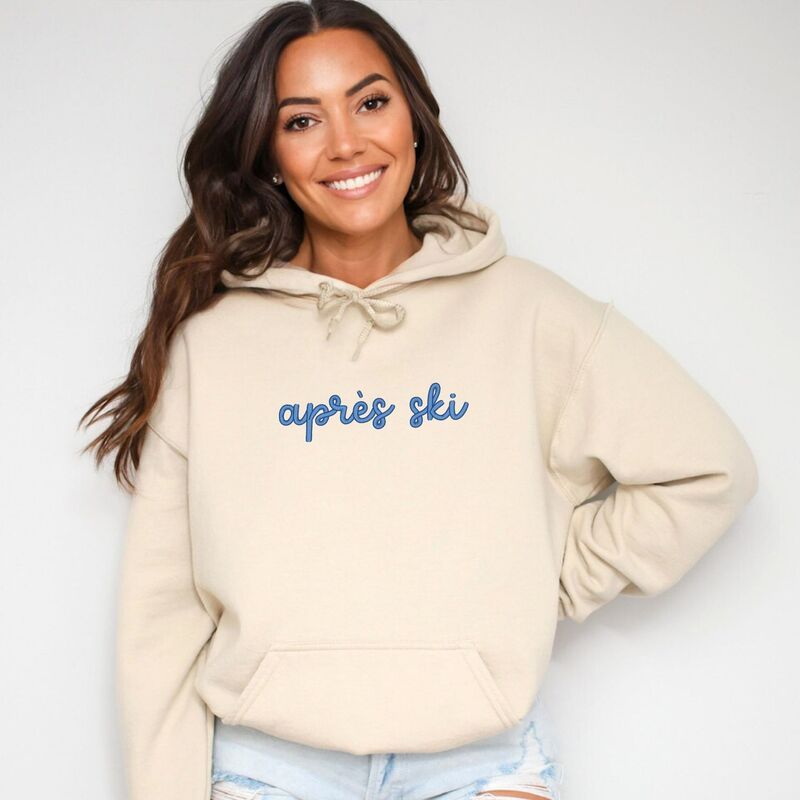Simply Sage Market レディース トップス Tシャツ 刺繍 パーカー グラフィック Simply Sage Market Embroidered Aprski Words Womens Graphic Hoodie Dust