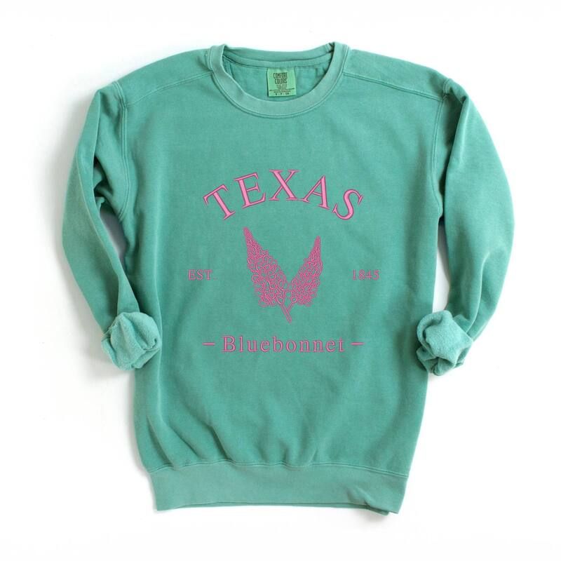 Simply Sage Market レディース トップス Tシャツ スウェット 刺繍 Simply Sage Market Embroidered Texas Bluebonnet Flower Garment Dyed Sweatshirt Seafoam