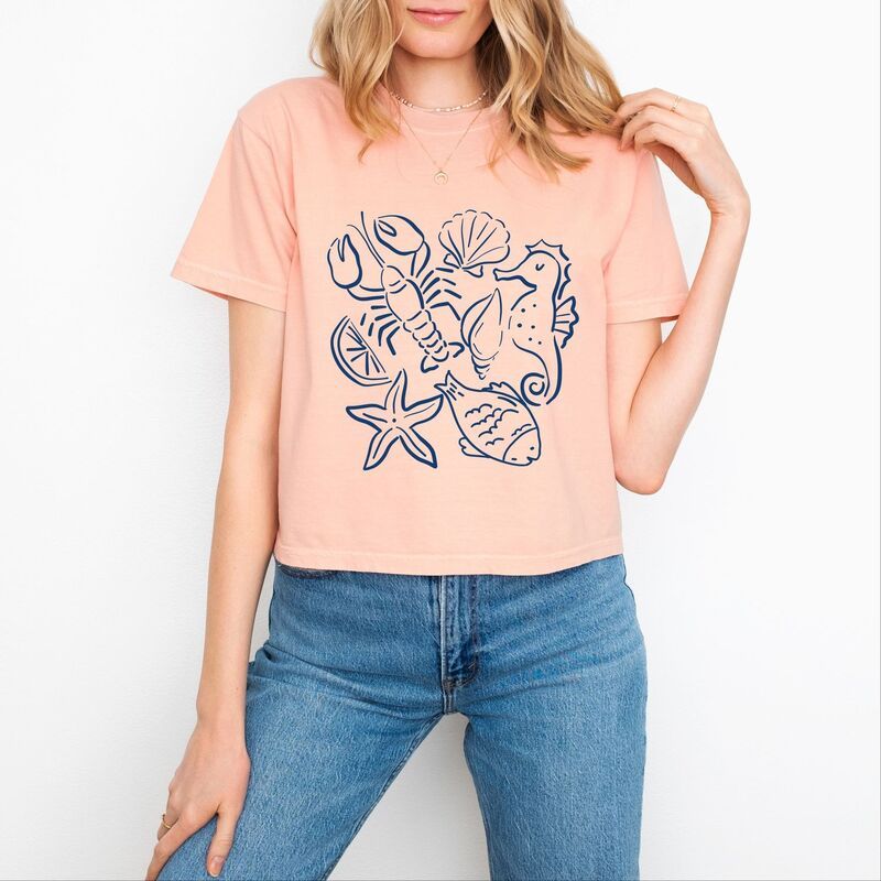 Simply Sage Market レディース トップス Tシャツ グラフィック Simply Sage Market Nautical Animals Outlined Womens Boxy Crop Top Graphic TShirt Peachy