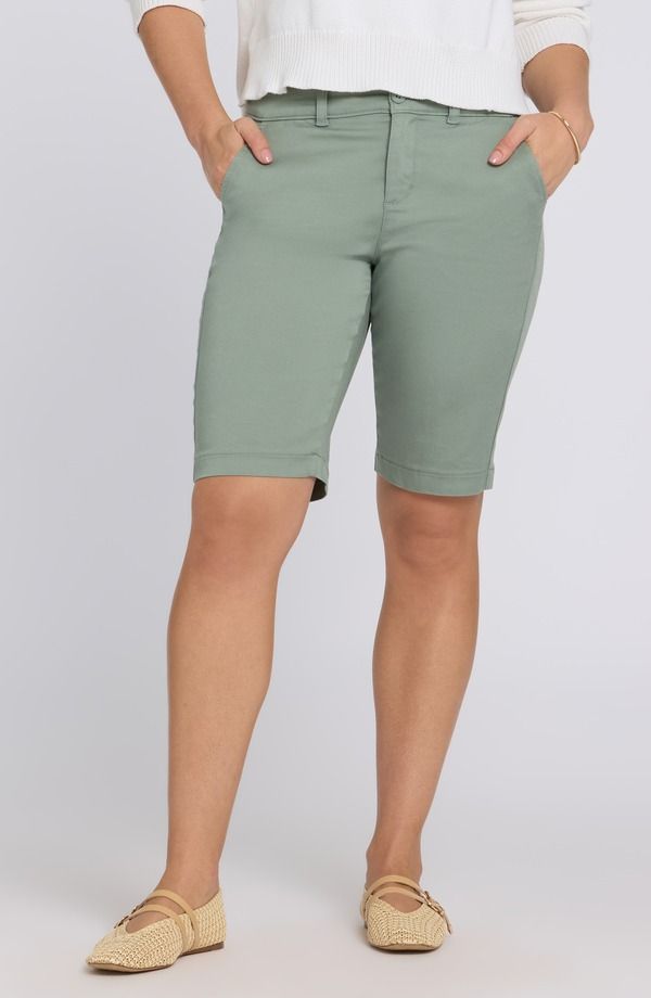 エヌワイディージェイ レディース ボトムス ハーフパンツ・ショーツ ショートパンツ NYDJ Bermuda Shorts Mistletoe