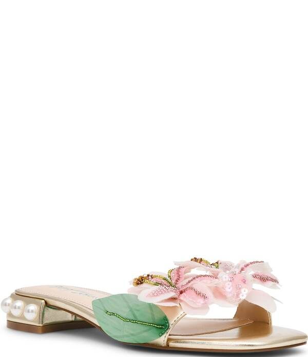 ベッツィジョンソン レディース シューズ サンダル Betsey Johnson Rosia Flower and Bead Embellished Slide Sandals Light Gold ゴールド