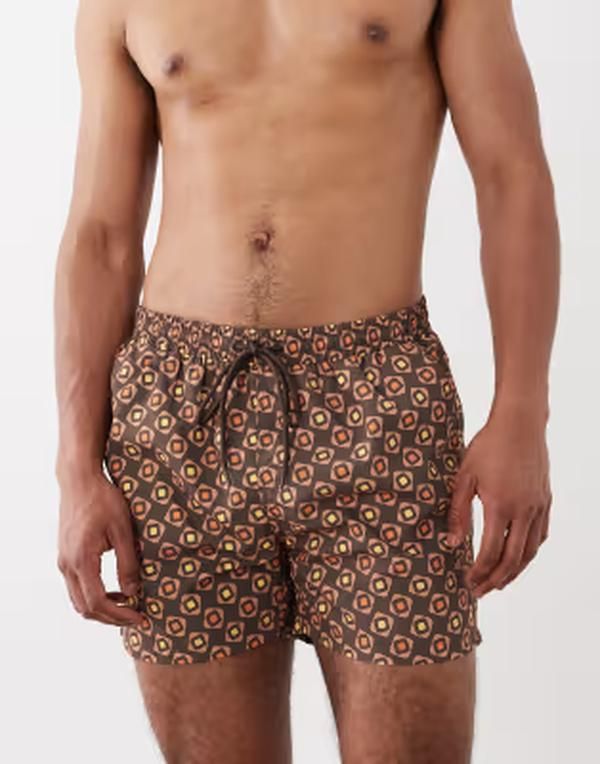 サウスビーチ メンズ 水着 ハーフパンツ・ショーツ プリント ショートパンツ South Beach geo print swim shorts and orange Brown Multi ブラウン