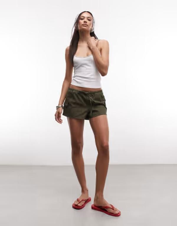 コルージョン レディース ボトムス ハーフパンツ・ショーツ ショートパンツ COLLUSION cargo micro shorts Khaki カーキ