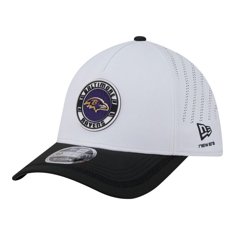 ニューエラ レディース アクセサリー 帽子 Mens New Era WhiteBlack Baltimore Ravens Patch 39THIRTY AFrame MCrown Perforated Flex Hat Rav White ホワイト