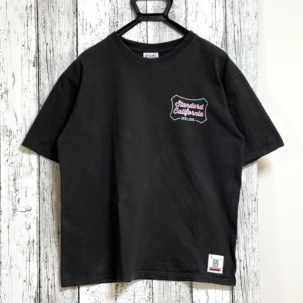 スタンダードカリフォルニア SD Heavyweight Neon Sign Logo T 