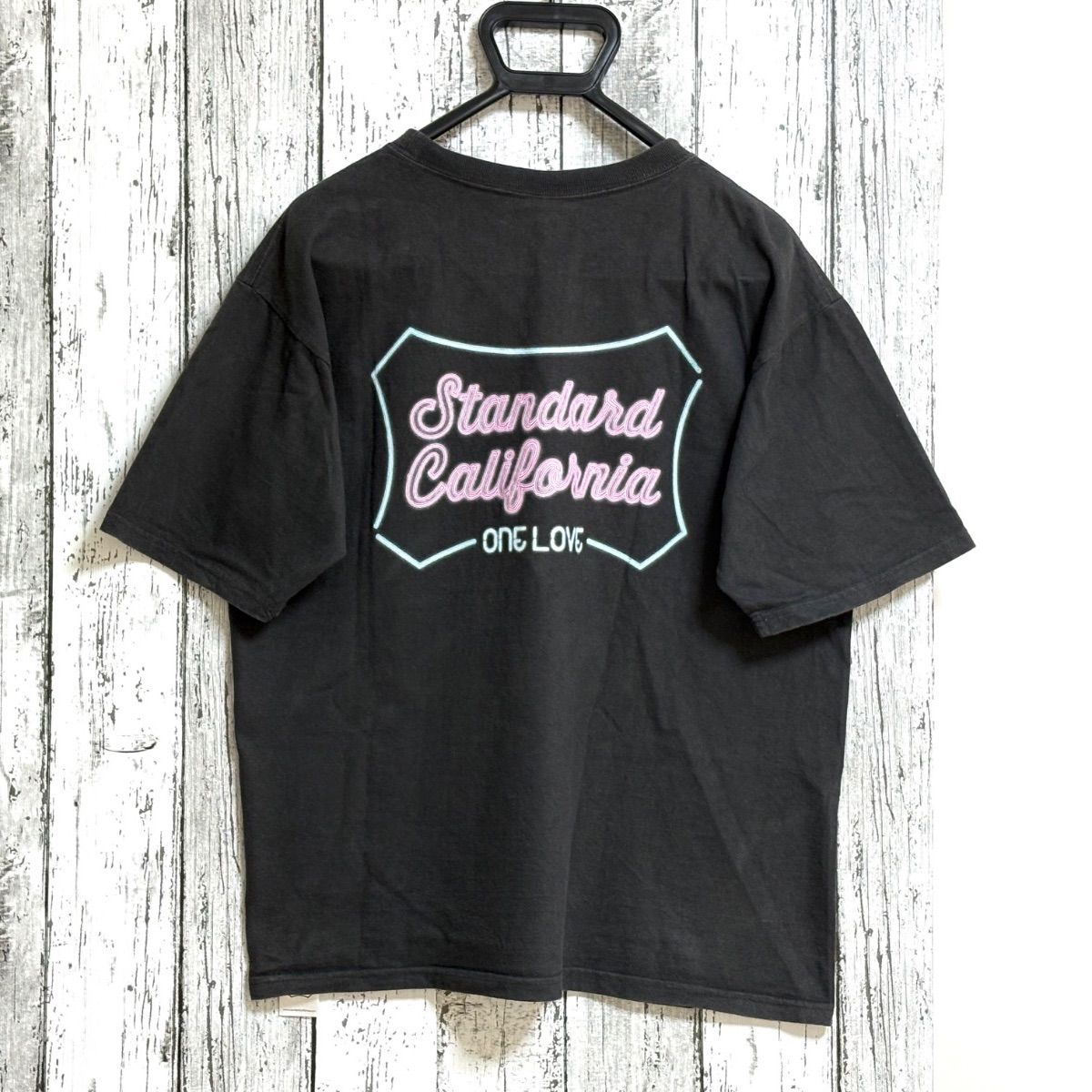 スタンダードカリフォルニア SD Heavyweight Neon Sign Logo T 