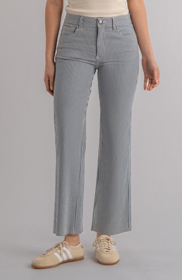 カットフロムザクロス レディース ボトムス デニムパンツ ハイウエスト アンクル ジーンズ KUT from the Kloth Kelsey Fab Stripe Raw Hem High Waist Ankle Flare Jeans Navy Ivory