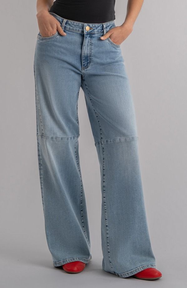 カットフロムザクロス レディース ボトムス デニムパンツ ストレート ハイウエスト ジーンズ KUT from the Kloth Jodi High Waist Relaxed Straight Leg Jeans Resolve
