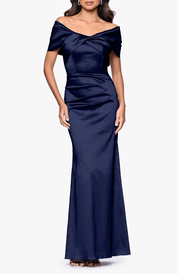 ベッツィアンドアダム レディース トップス ワンピース ギャザー Betsy Adam Ruched Taffeta Off the Shoulder Gownavy ネイビー