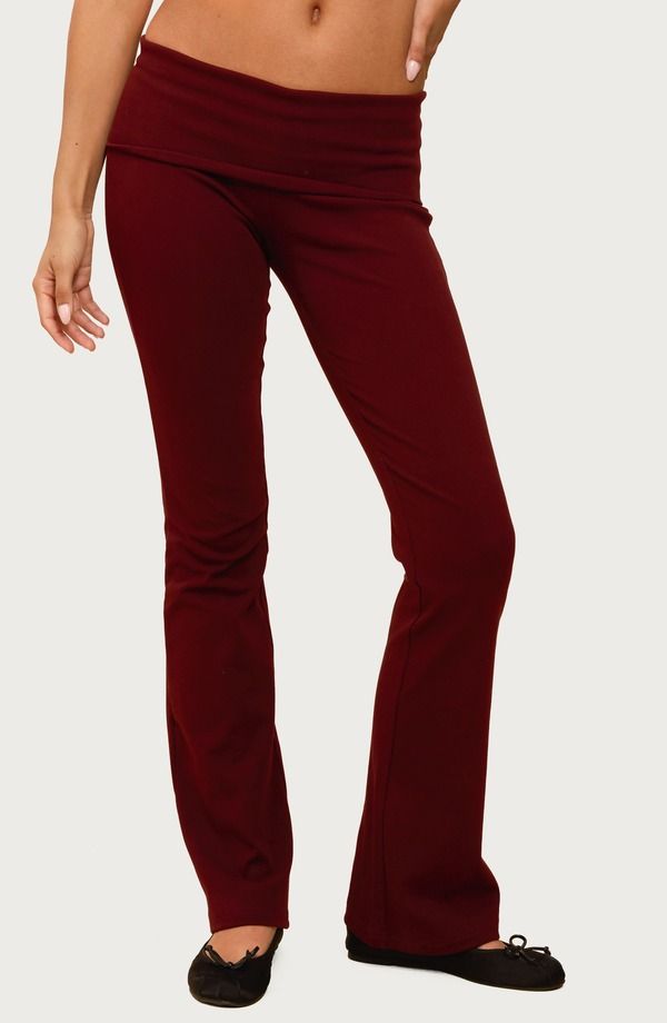 アディクテッド レディース ボトムス レギンス パンツ コットン EDIKTED Ivanne Foldover Stretch Cotton Flare Pants Burgundy バーガンディ