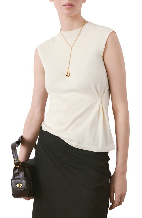 マンゴ レディース アウター パーカー・スウェット モックネック ベスト セーター MANGO Side Gather Mock Neck Sweater Vest Ecru エクリュ 13,665円