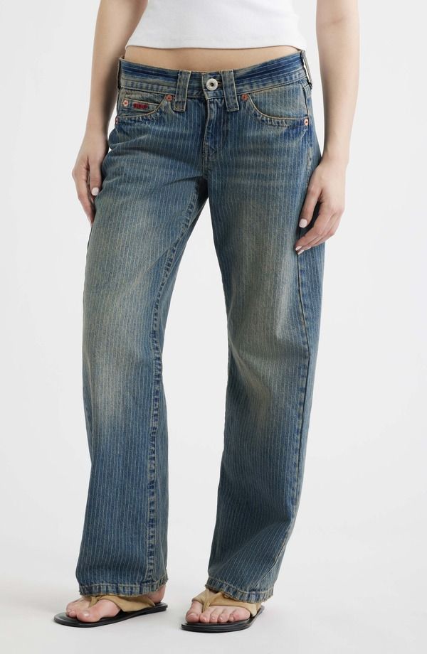 アーバンアウトフィッターズ レディース ボトムス デニムパンツ ローライズ ジーンズ BDG Urban Outfitters Kayla LowRise WideLeg Pinstripe Jeans Blue ブルー