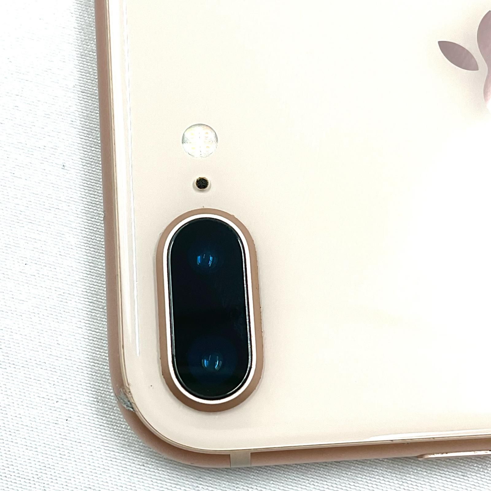 iPhone 8 Plus 64GB ゴールド docomo 白ロム 80%【難有】【最速発送