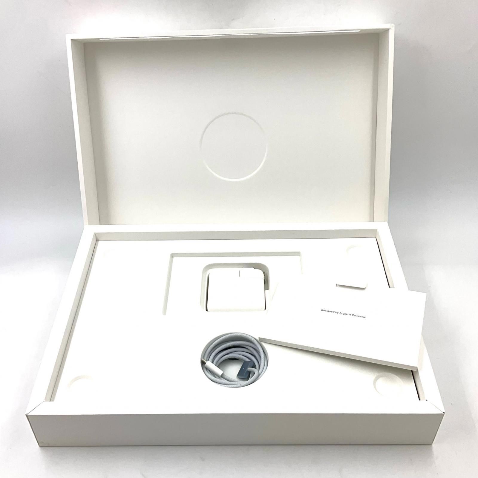 MacBook Air 15.3