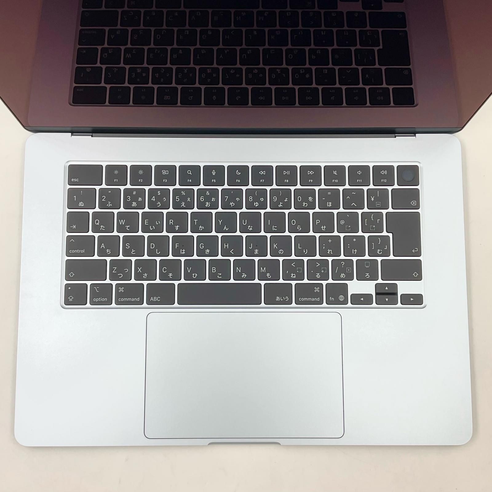 MacBook Air 15.3