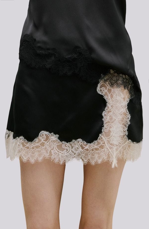 マンゴ レディース ボトムスカート ミニ サテン レース MANGO Falda Tamara Satin Lace Miniskirt Black ブラック