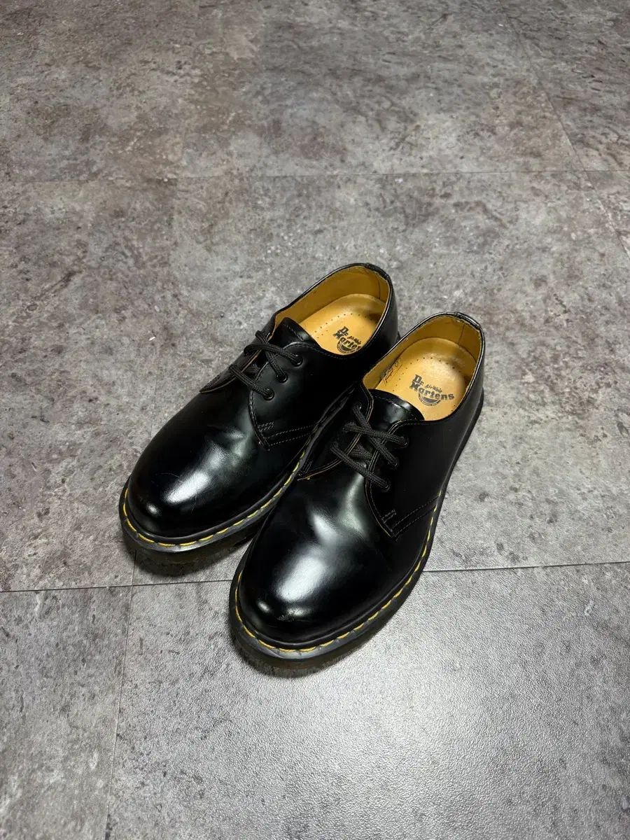 DR. MARTENS ドクターマーチン 1461 スムース 230