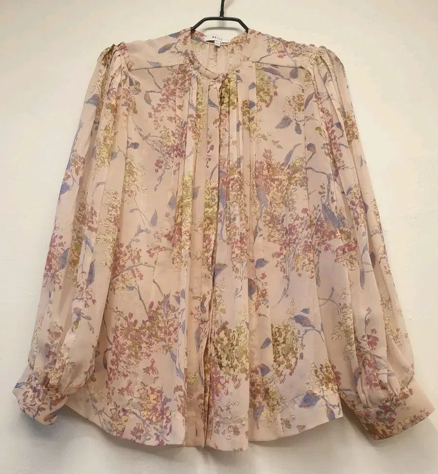麻 66まで) REISS 水彩 フラワー ピンタック シフォン ブラウス