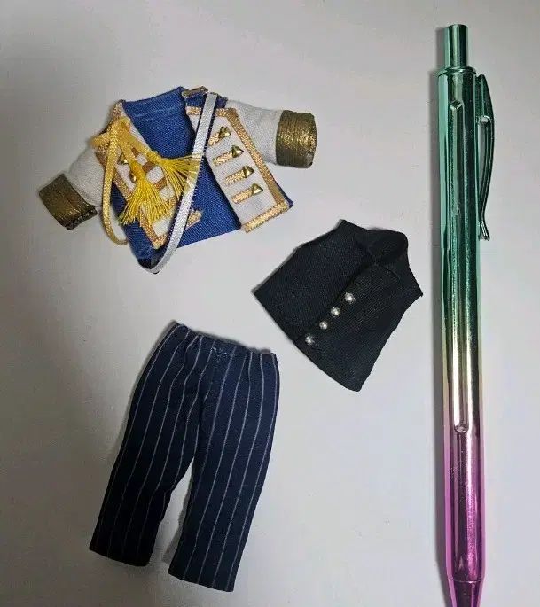 オビツ11 あんさんぶるスターズ！ Knights ユニット衣装 人形服