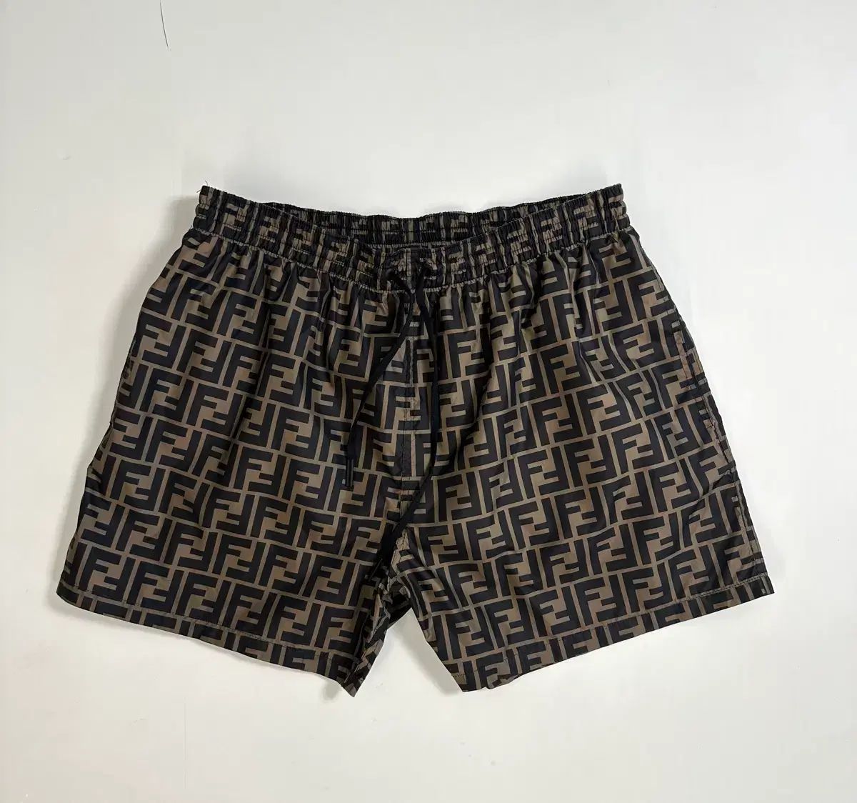 フェンディ Fendi FF ドローストリング Swim ショーツ (50)