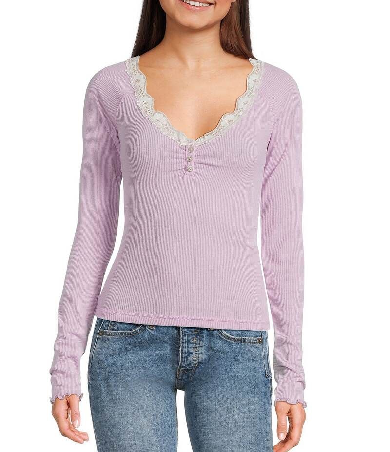 アーバンアウトフィッターズ レディース トップス シャツ レース BDG Urban Outfitters Diana Lace Trimmed Top Lilac ライラック