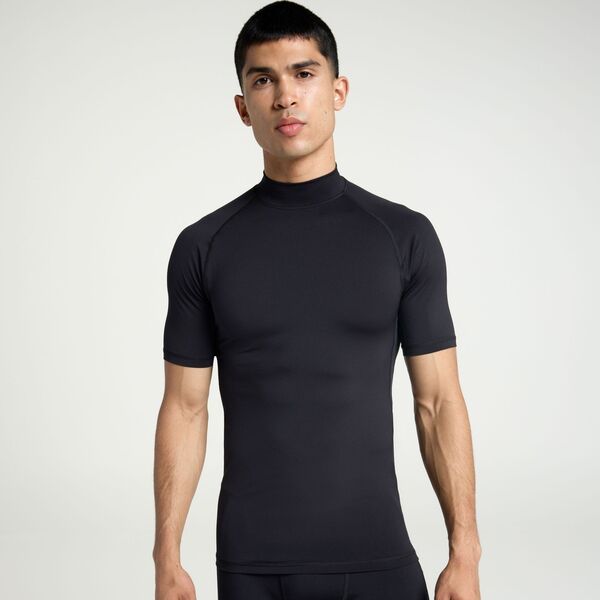 【送料無料】 DSG メンズ シャツ トップス DSG Mens Short Sleeve Compression Mock Pure Black
