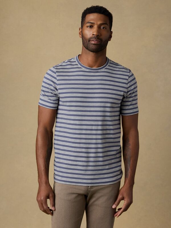 【送料無料】 ファレティ メンズ Tシャツ トップス Faherty Mens Sunwashed Short Sleeve TShirt Whitecap Navy Stripe