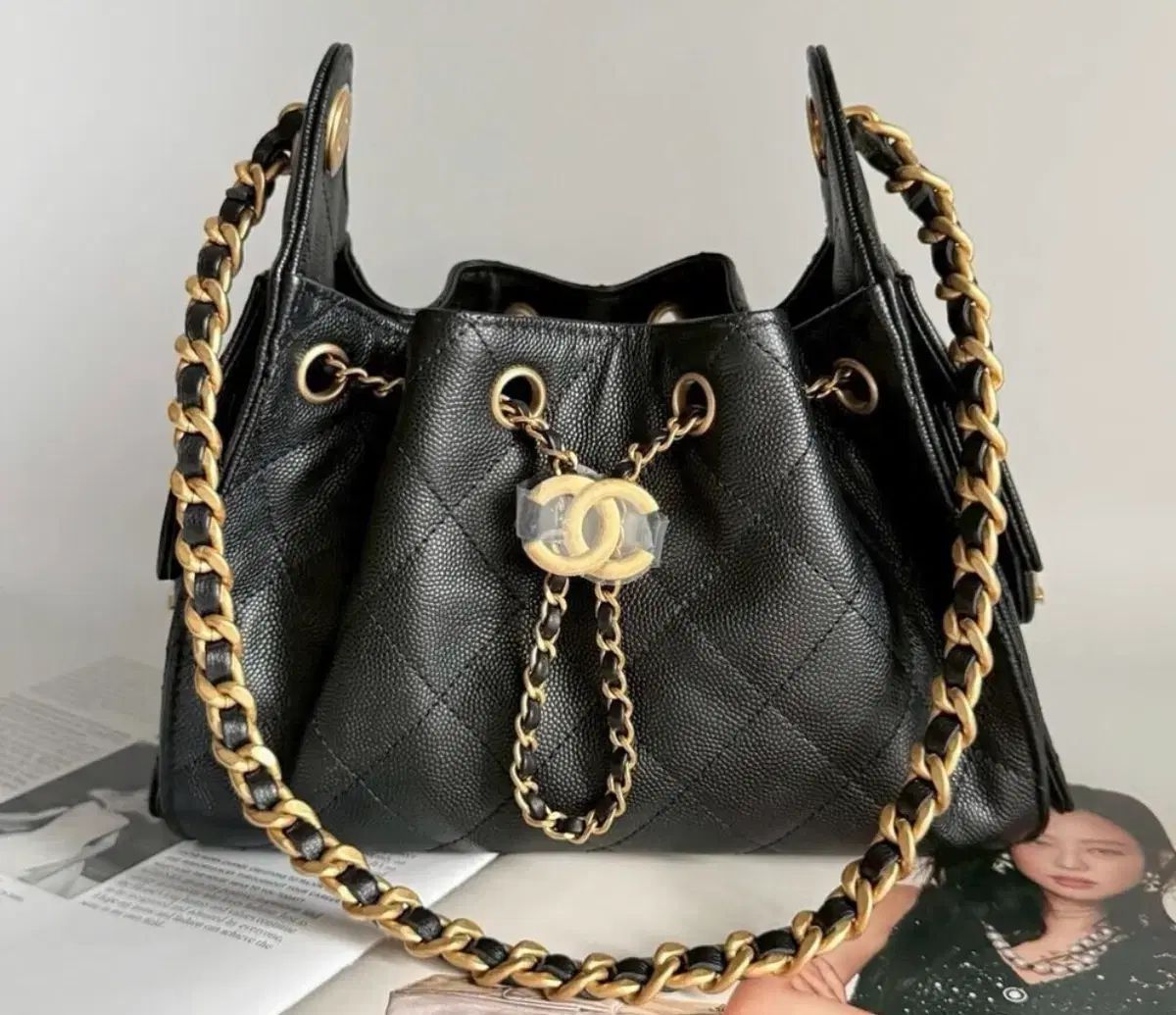 韓国国内百貨店フルセット 26年最新 CHANEL キャビア 25バッグ ミニ ゴールド ショルダーバッグ