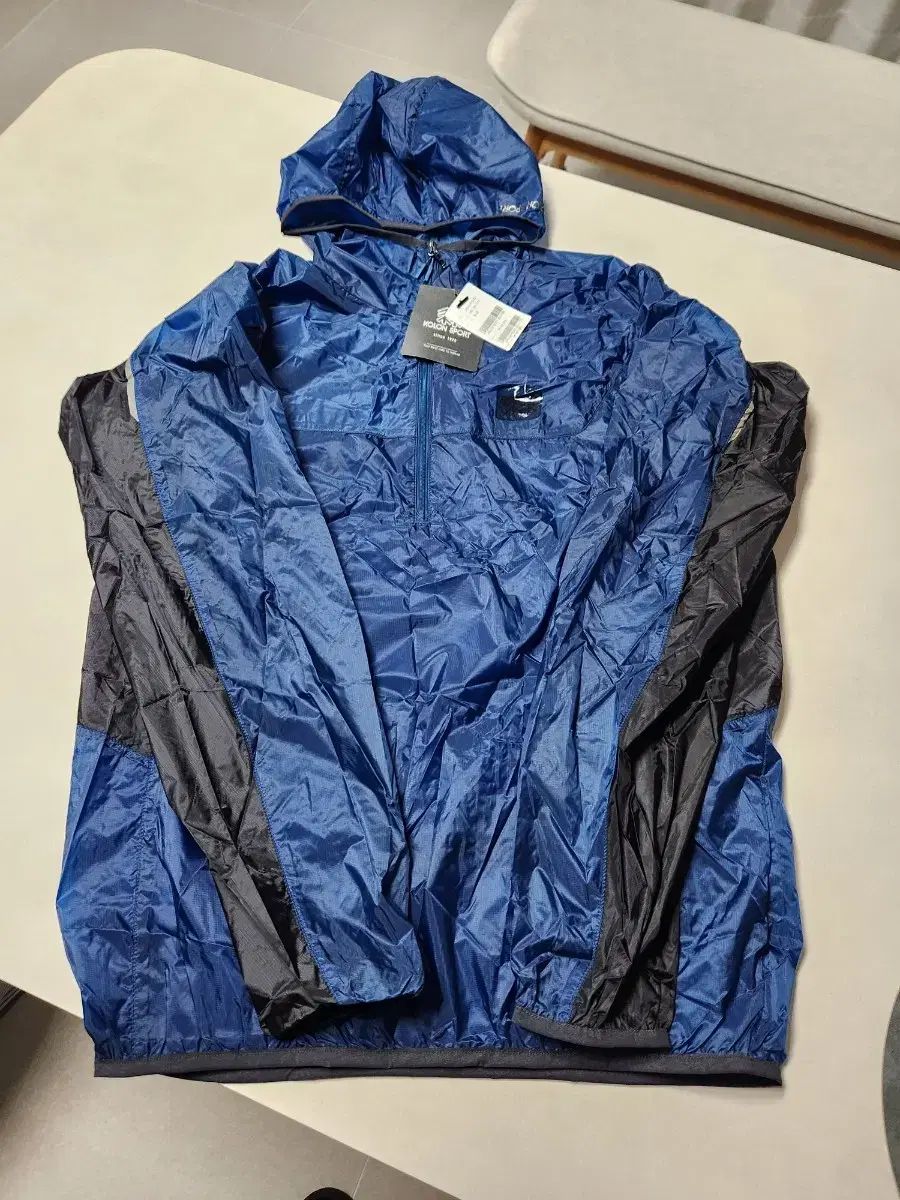 100 KOLON SPORT コーロンスポーツ メンズ 超軽量 ウィンドブレーカー ハーフジップ 新品 9,333円