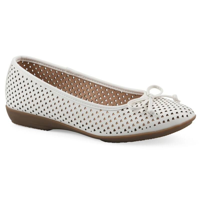 クリフバイホワイトマウンテン レディース シューズ サンダル Cliffs by White Mountain Carris Womens Ballet Flats White Smooth ホワイト