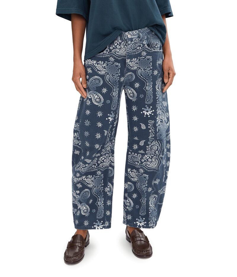 フリーピープル レディース ボトムス デニムパンツ プリント Free People Good Luck Printed Barrel Navy Bandana ネイビー