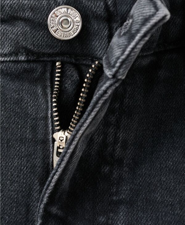 【送料無料】 マンゴ レディース デニムパンツ ボトムス Womens Claudia SlimFit Cropped Jeans Black denim