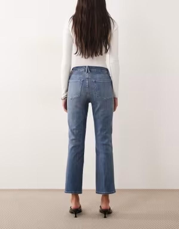 グッドアメリカン レディース ボトムス デニムパンツ ストレート ジーンズ Good American good legstraight leg jeans in light blue wash Indigo 1154 インディゴ