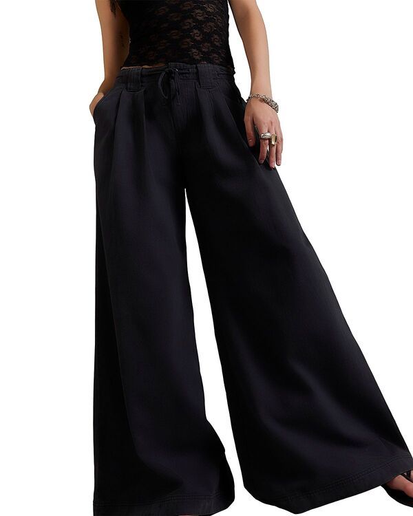 フリーピープル レディース ボトムス カジュアルパンツ ワイドレッグ Free People Julien Wide Leg Drawstring Pants Washed Black ブラック