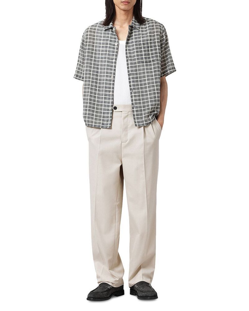 オールセインツ メンズ ボトムス カジュアルパンツ プリーツ トール ALLSAINTS Tallis Pleated Straight Fit Pants Feather Taupe トープ オールセインツ メンズ ボトムス カジュアルパンツ プリーツ トール ALLSAINTS Tallis Pleated Straight Fit Pants Feather Taupe トープ