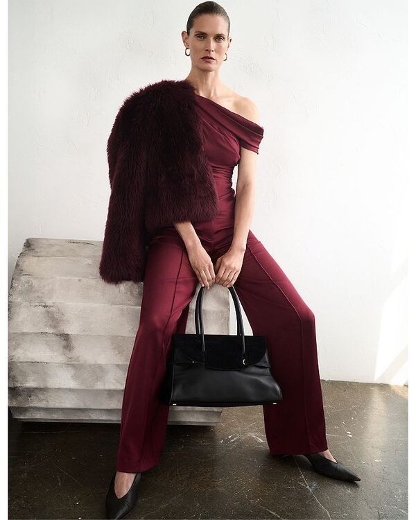 シムカイ レディース ボトムス カジュアルパンツ ワイドレッグ パンツ SIMKHAI Kyra Wide Leg Pants Cranberry