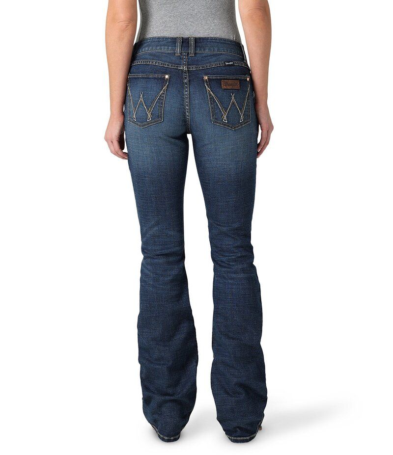 ラングラー レディース ボトムス デニムパンツ ブーツカット ブーツ ジーンズ WranglerR Mid Rise W Stitch Back Pocket Bootcut Jeans Dark Blue ブルー ラングラー レディース ボトムス デニムパンツ ブーツカット ブーツ ジーンズ WranglerR Mid Rise W Stitch Back Pocket Bootcut Jeans Dark Blue ブルー