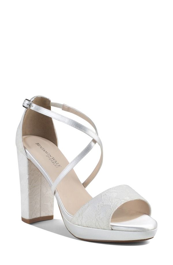 タッチアップ レディース シューズ ヒール プラットフォーム サンダル アンクル Touch Ups Violet Ankle Straplatform Sandal White ホワイト