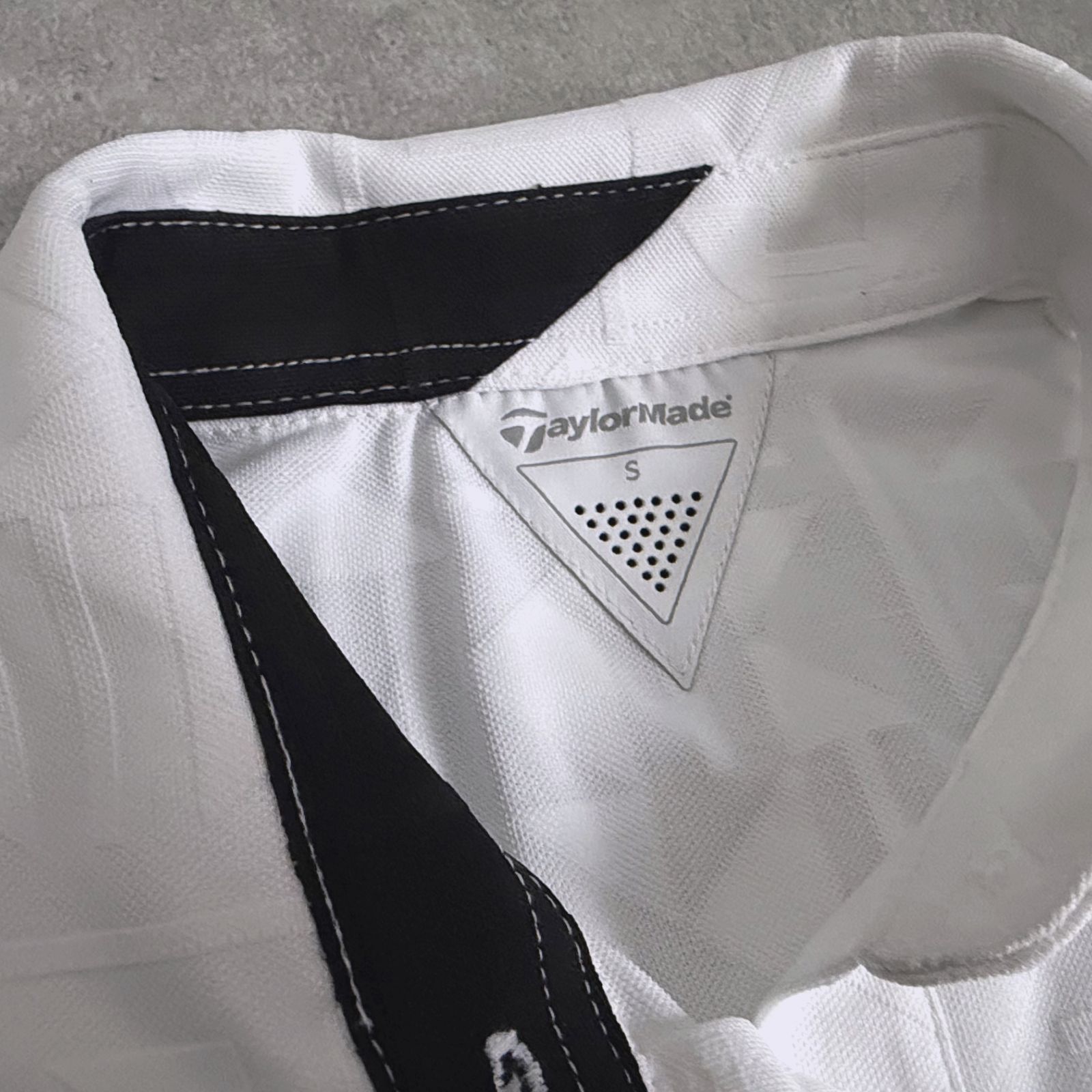 新品 定価1.5万 TaylorMade ゴルフウェア ポロシャツ レディース