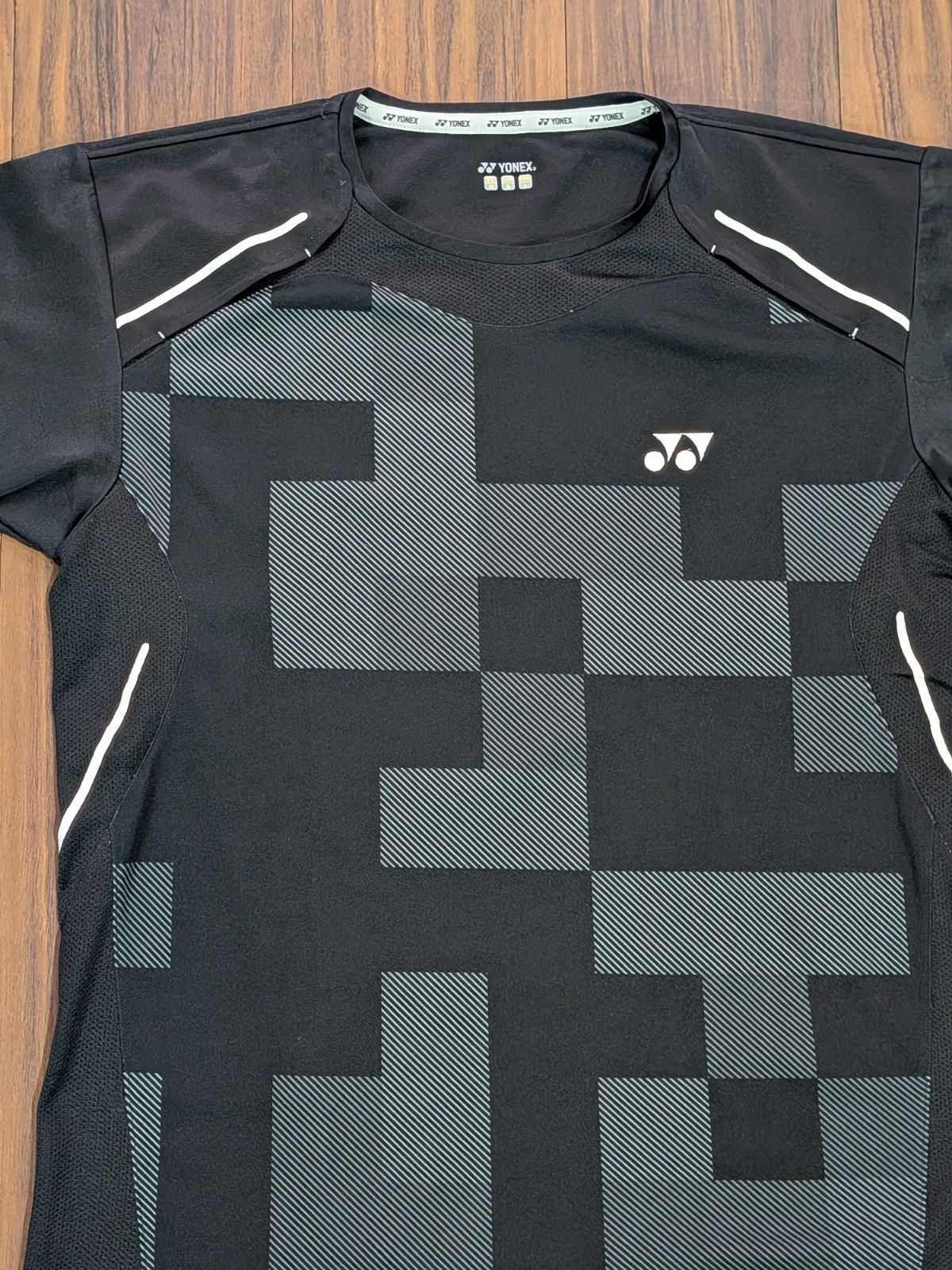 YONEX ヨネックス モザイクブロック ゲームシャツ ユニフォーム L 黒