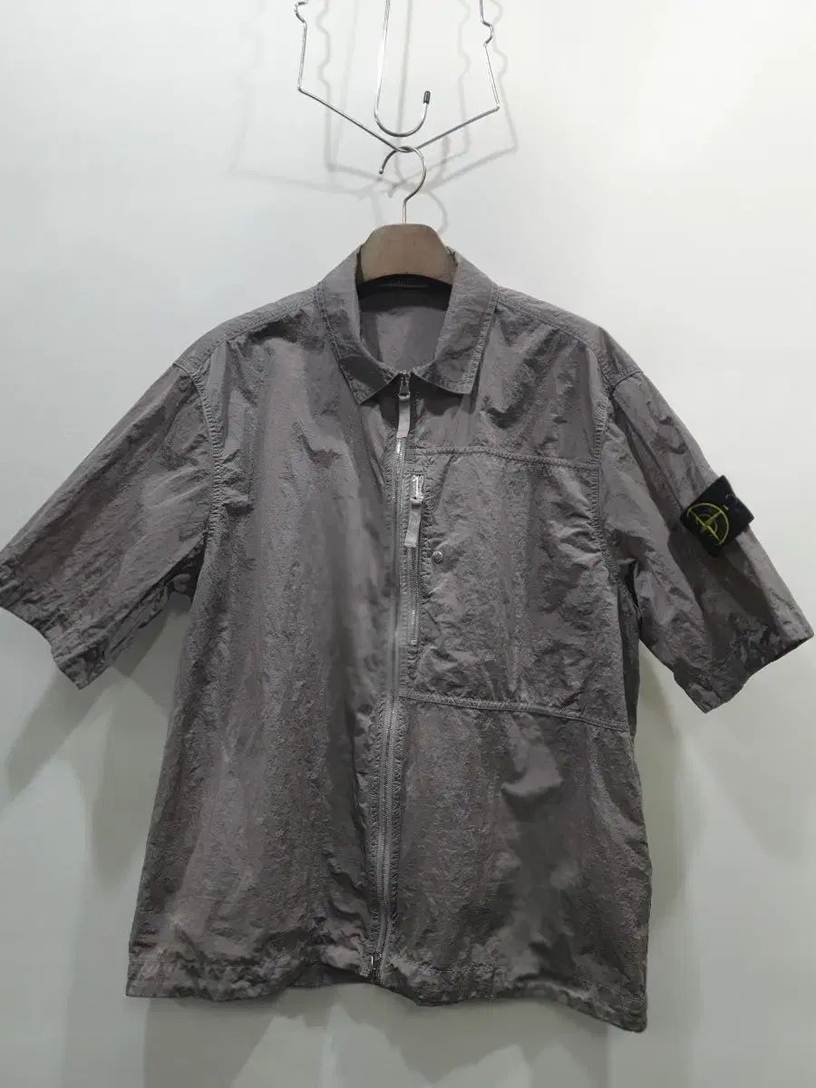 正規品 STONE ISLAND ストーンアイランド ナイロン L ほぼ新品
