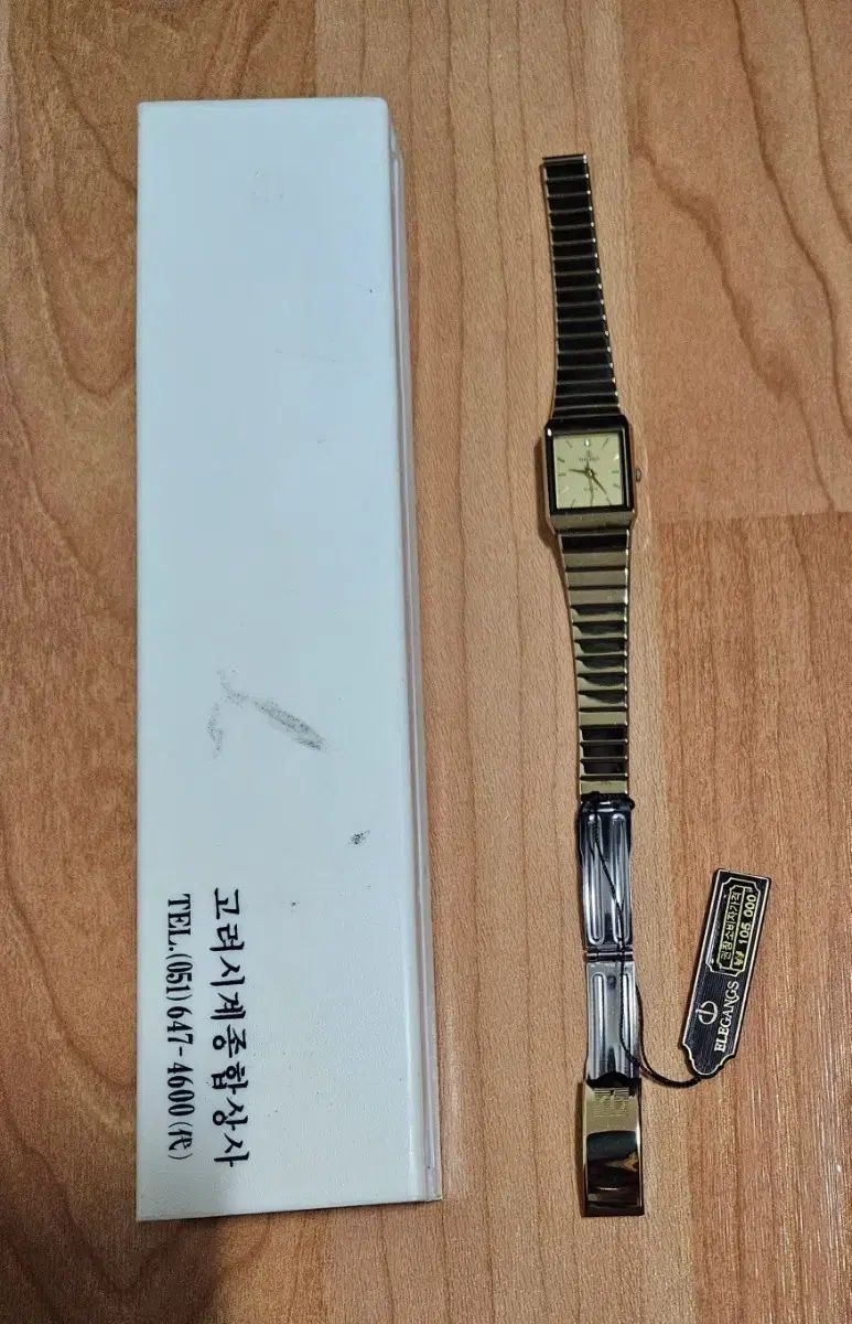 ELEGANGS ゴールド 時計 + ボックス